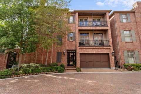 Photo of 1010 Nantucket Drive #F, Houston, TX 77057 (MLS # 82904882)