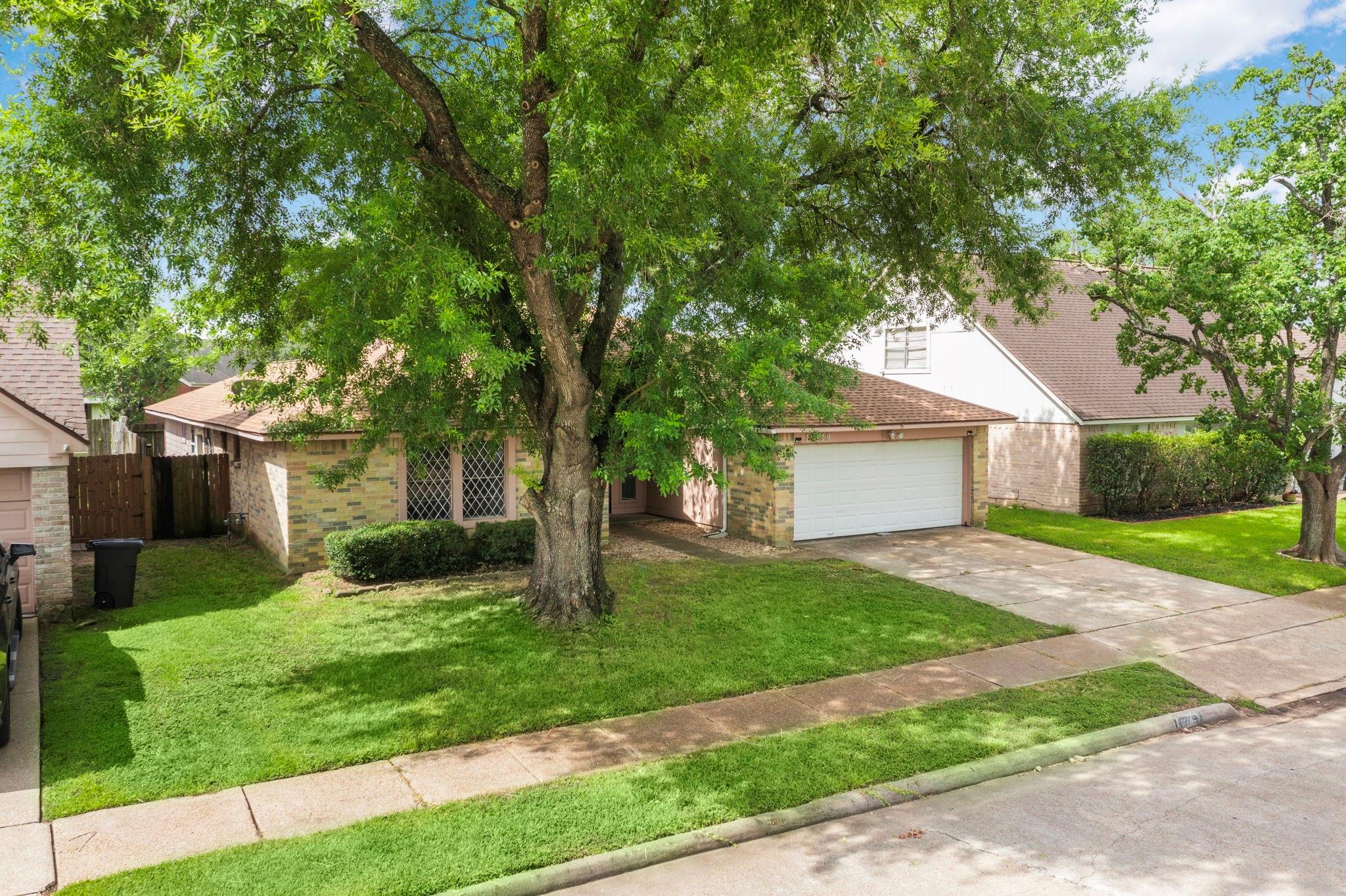 16719 Sky Blue Ln