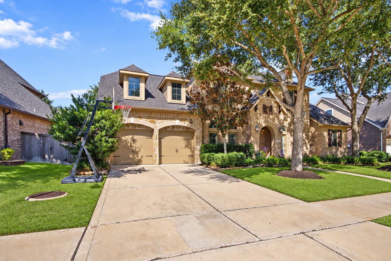 27906 Iberville Glen Dr