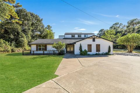 Photo of 31423 Reids Prairie Road, Waller, TX 77484 (MLS # 63027269) Photo of 31423 Reids Prairie Road, Waller, TX 77484 (MLS # 63027269)