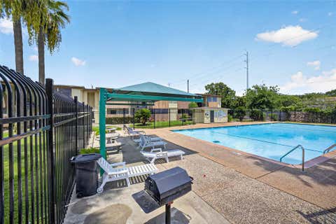 Photo of 7714 Renwick Drive #C35, Houston, TX 77081 (MLS # 81275794)