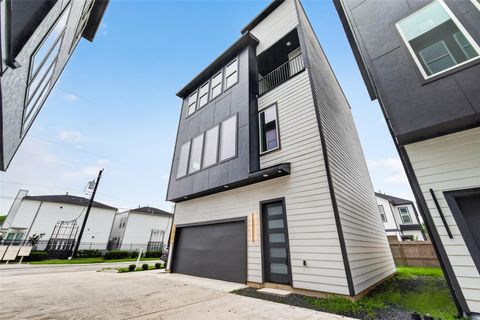 Tiny photo for 1938 Laverne Street, Houston, TX 77080 (MLS # 10120061)