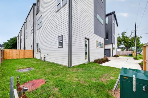 Tiny photo for 1938 Laverne Street, Houston, TX 77080 (MLS # 10120061)