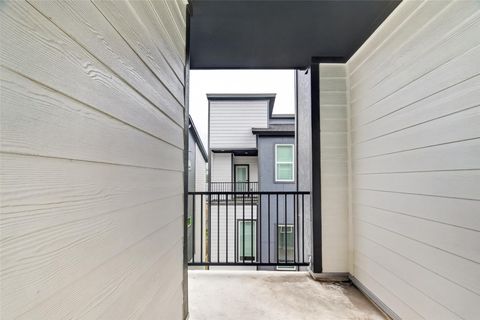 Tiny photo for 1938 Laverne Street, Houston, TX 77080 (MLS # 10120061)