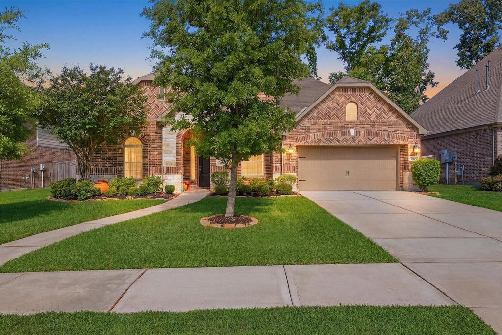 Photo of 9307 Providence Bend Lane, Houston, TX 77365 (MLS # 36528457)
