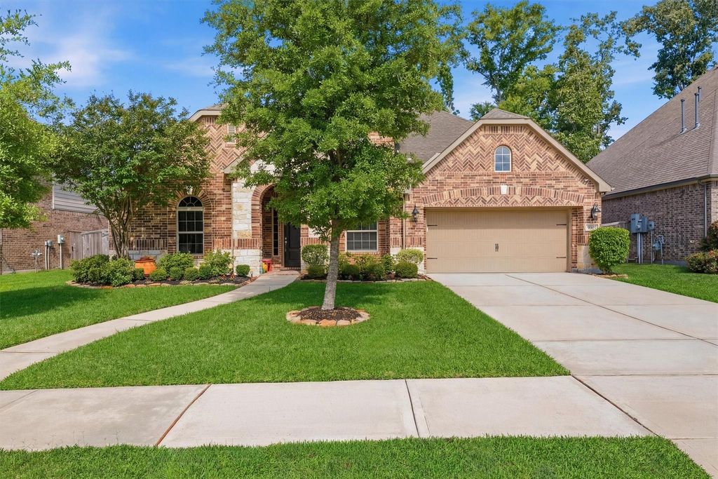 Photo of 9307 Providence Bend Lane, Houston, TX 77365 (MLS # 36528457)