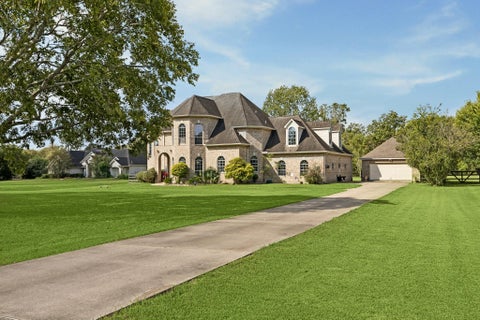 Photo of 1319 Brazoswood Place, Richmond, TX 77406 (MLS # 92826373)