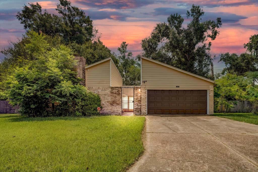 Photo of 17502 Favor Bend Court, Humble, TX 77396 (MLS # 58579053)
