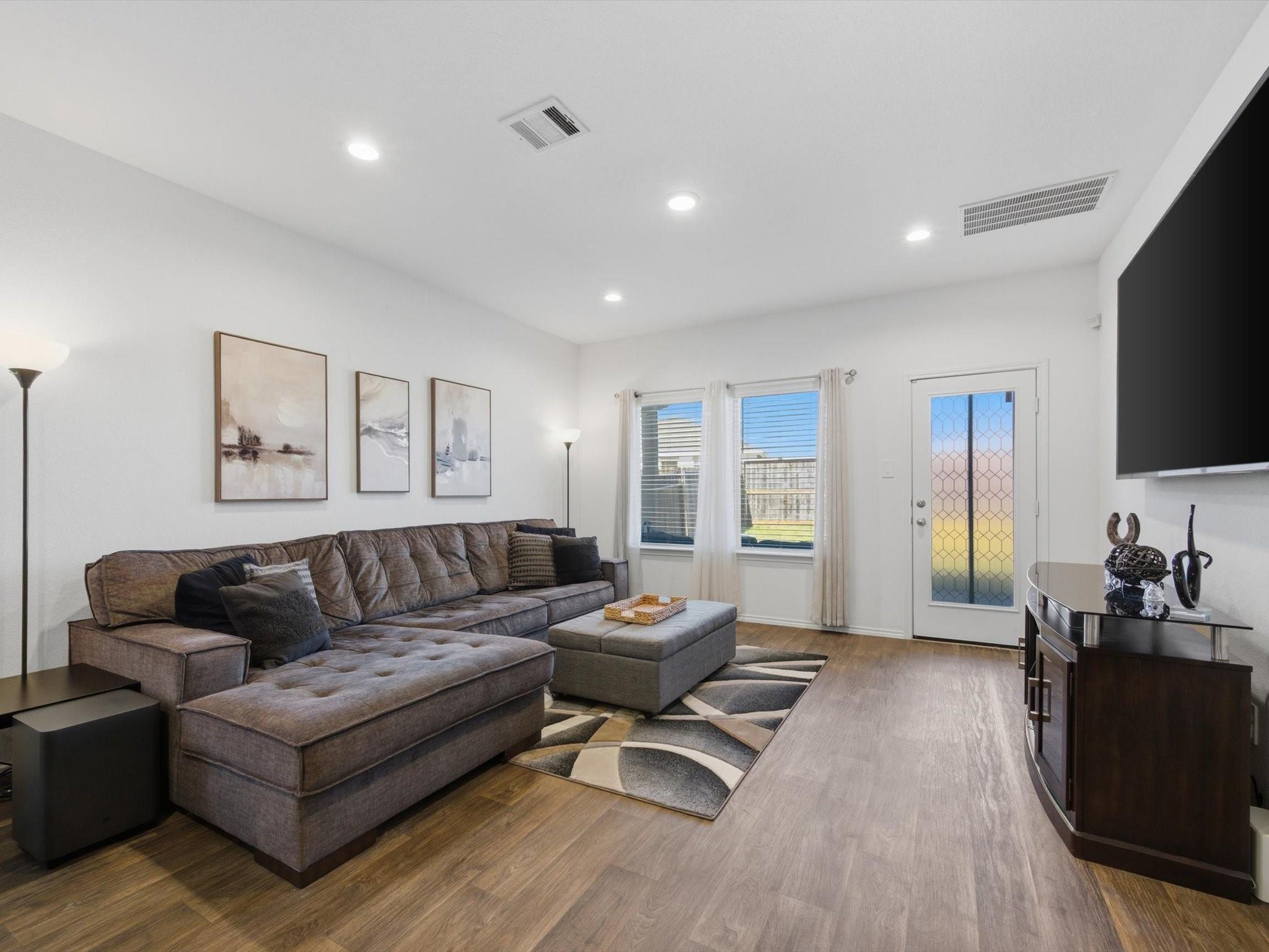 14846 Cypress Hollow Drive