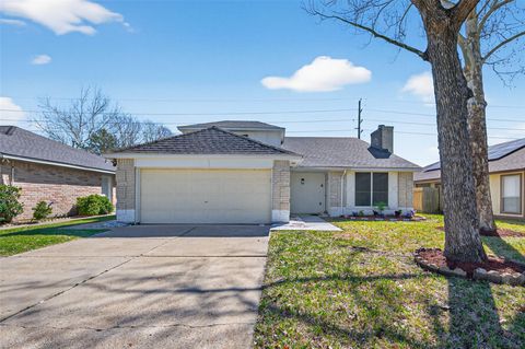 Photo of 10726 Village Trail Drive, Houston, TX 77065 (MLS # 96186762)