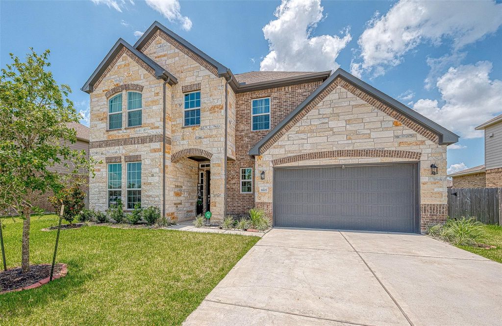 Photo of 9207 Secretariat Lane, Mont Belvieu, TX 77523 (MLS # 9801610)