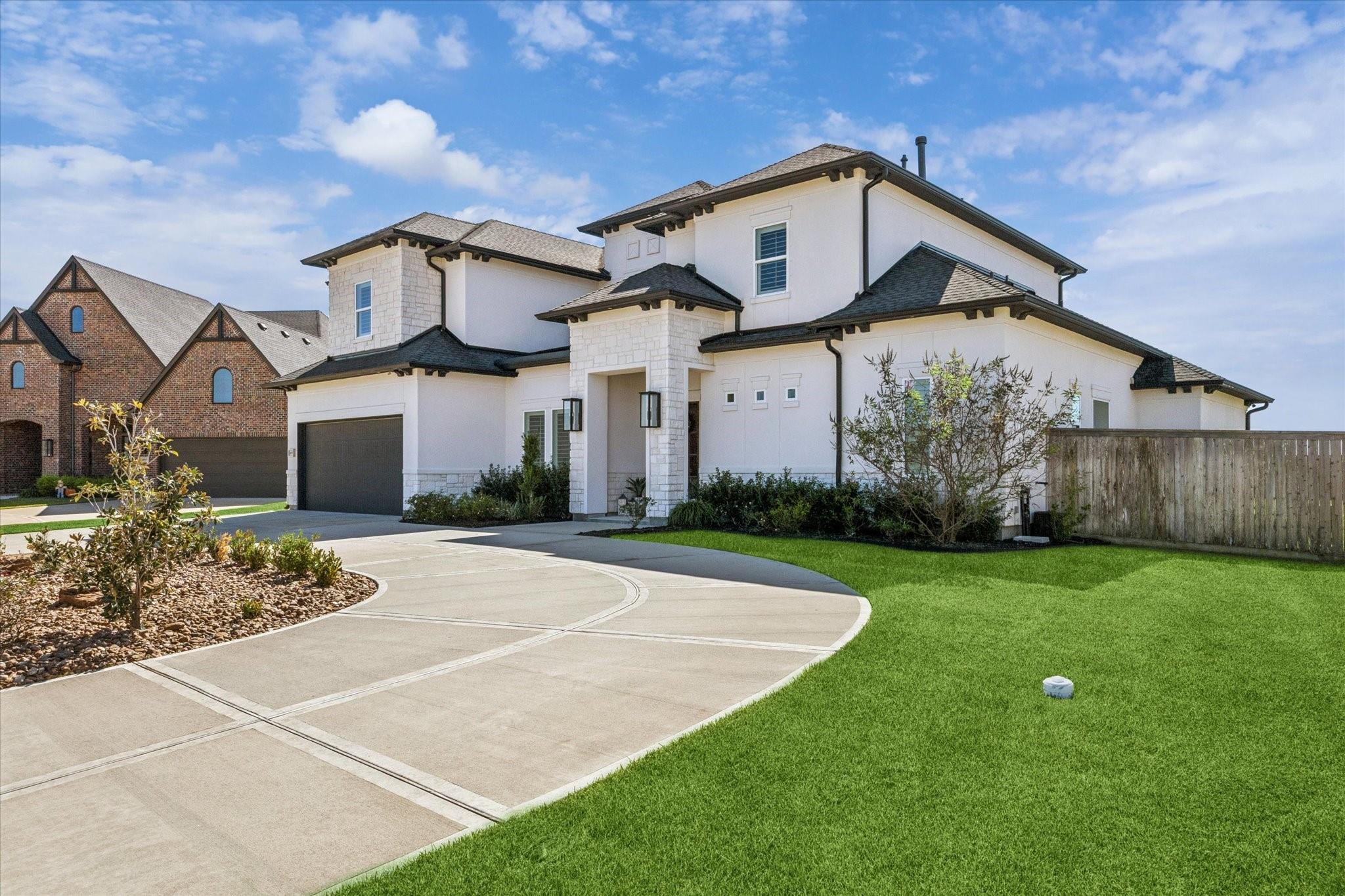 4906 Cross Creek Lane