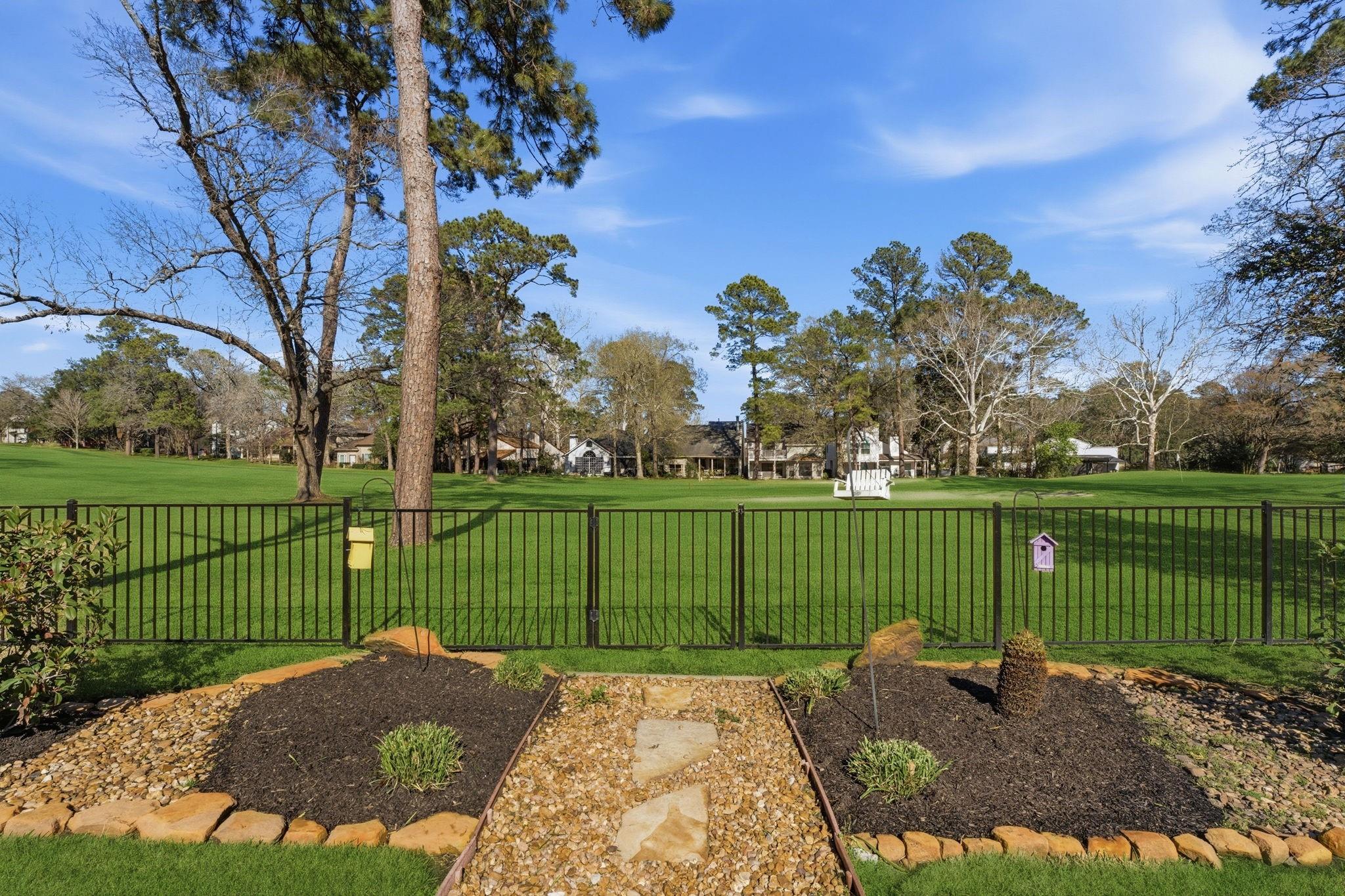 76 April Wind Drive S