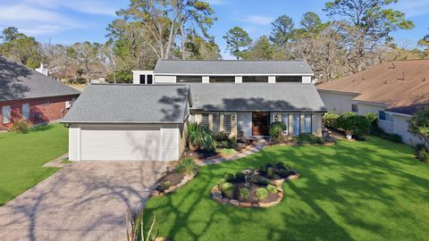 76 April Wind Drive S Conroe TX 77356