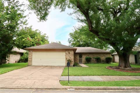 Photo of 10339 Gulfstream Lane, Sugar Land, TX 77498 (MLS # 39627270)