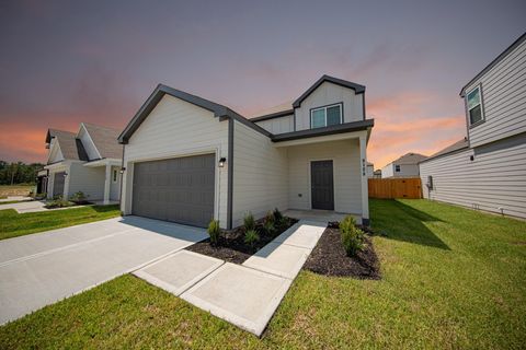 Photo of 8128 Vanilla Orchid Drive, Houston, TX 77016 (MLS # 13305176)