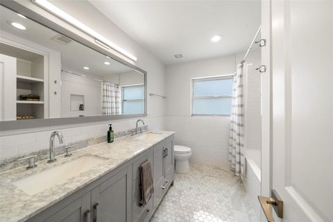 Tiny photo for 3310 Durness Way, Houston, TX 77025 (MLS # 10675287)