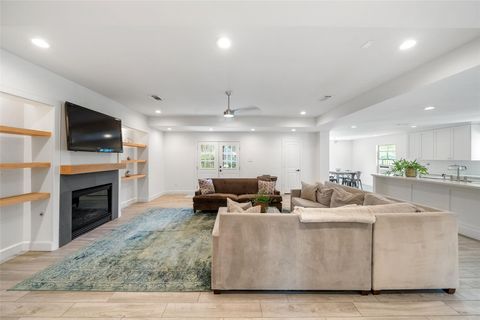 Tiny photo for 3310 Durness Way, Houston, TX 77025 (MLS # 10675287)