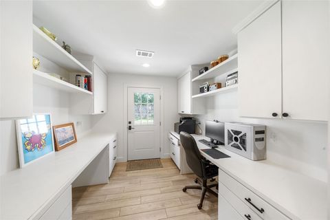 Tiny photo for 3310 Durness Way, Houston, TX 77025 (MLS # 10675287)