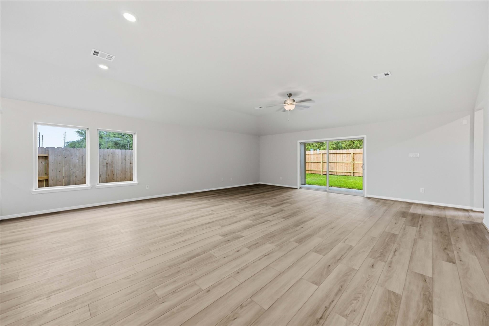 2902 River Juniper Lane