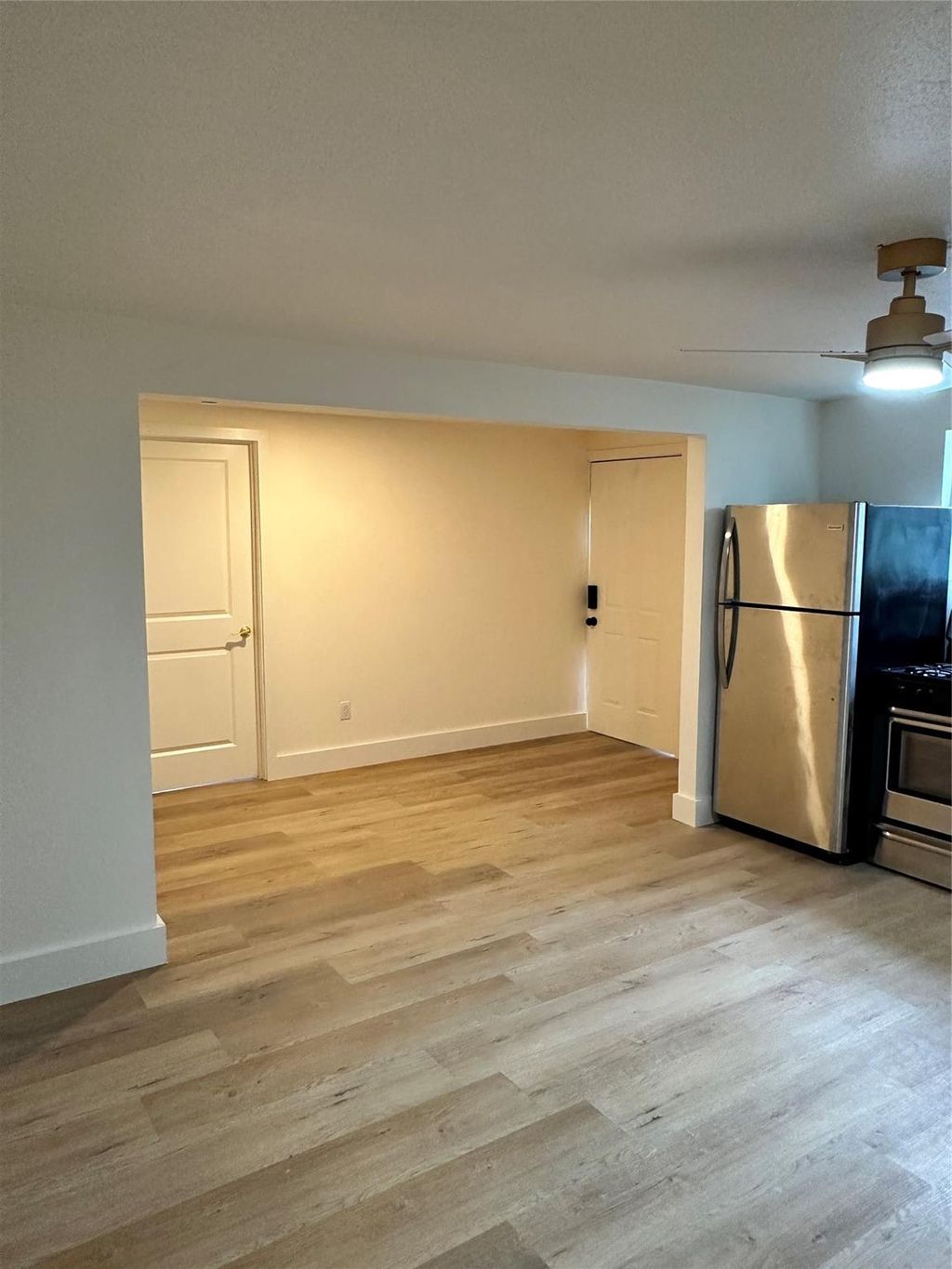 Photo of 408 Randall Street #9, Pasadena, TX 77506 (MLS # 37966210)
