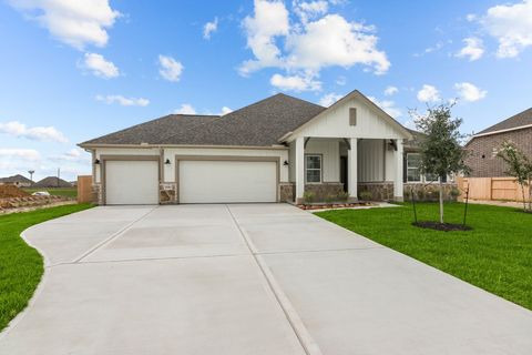 Photo of 12911 Old Fashion Circle, Mont Belvieu, TX 77535 (MLS # 49037586)