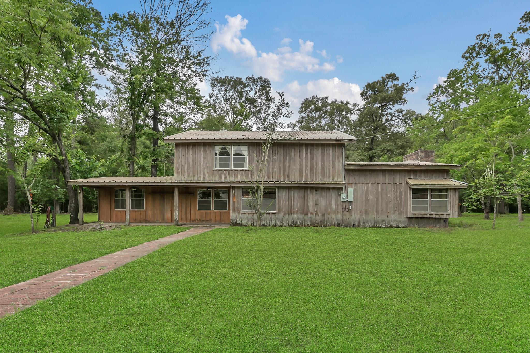 17230 Pioneer Trail