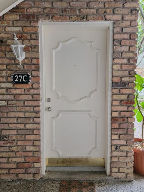 Tiny photo for 2101 Fountain View Drive #27, Houston, TX 77057 (MLS # 52857138)