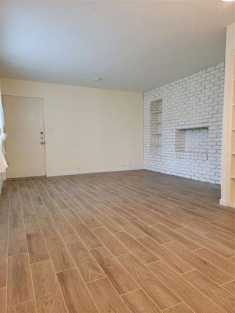 Tiny photo for 2101 Fountain View Drive #27, Houston, TX 77057 (MLS # 52857138)