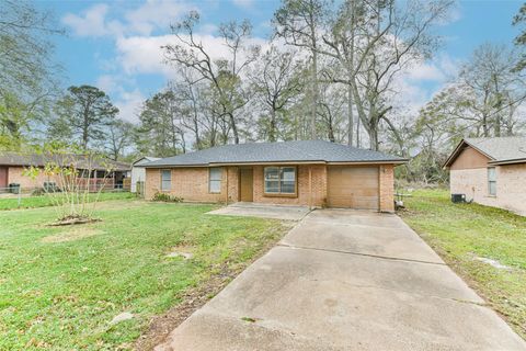 Photo of 1204 S Holly Avenue, Cleveland, TX 77327 (MLS # 43322288)