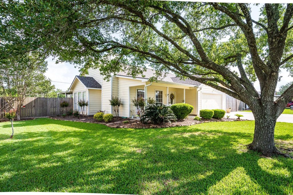 Photo of 1311 Alpha Lane, Crosby, TX 77532 (MLS # 89849707)
