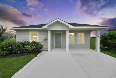 Homes For Rent - 1105 W Bayshore Drive<br/> Palacios, TX 77465