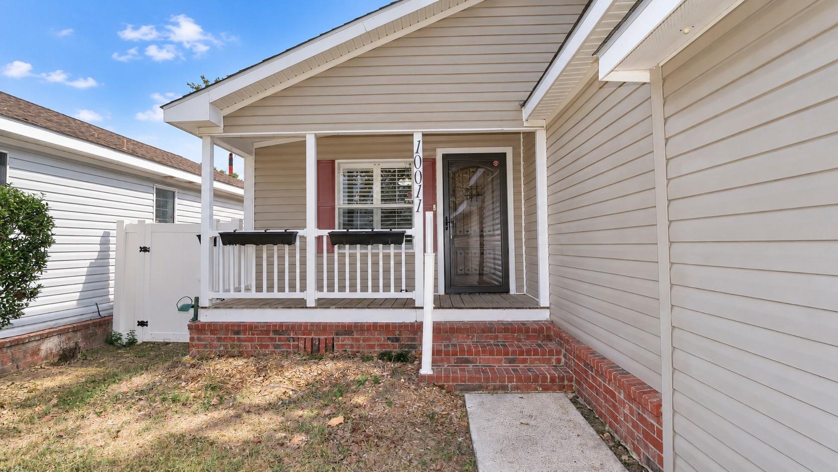 10011 Berrybriar Lane