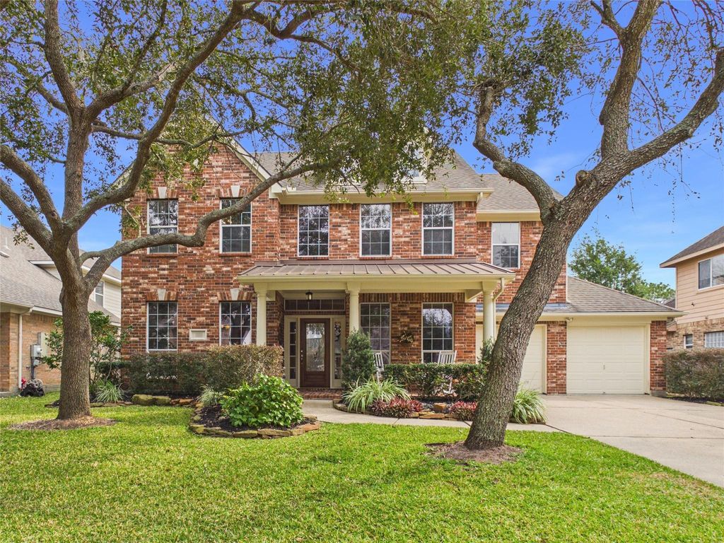 Photo of 308 Shore Breeze Lane, League City, TX 77573 (MLS # 75159255)