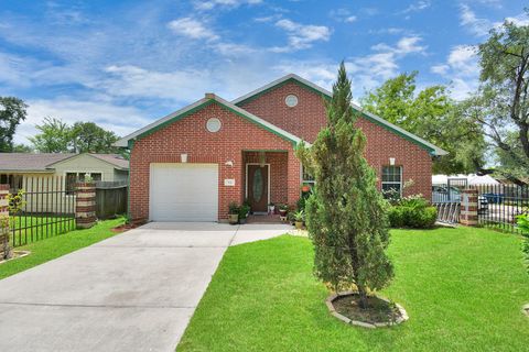 514 Avenue A South Houston TX 77587