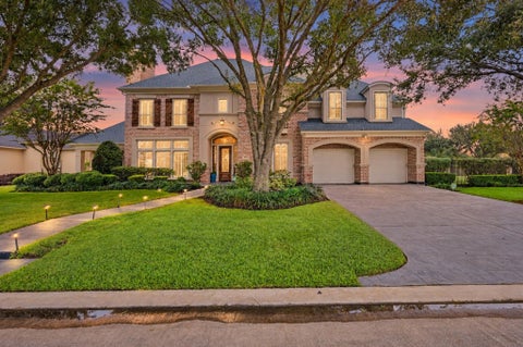 Homes For Sale - 8111 Machaelas Way<br/> Humble, TX 77396