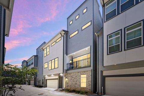 Photo of 5815 Fairdale Lane #C, Houston, TX 77057 (MLS # 46119268)