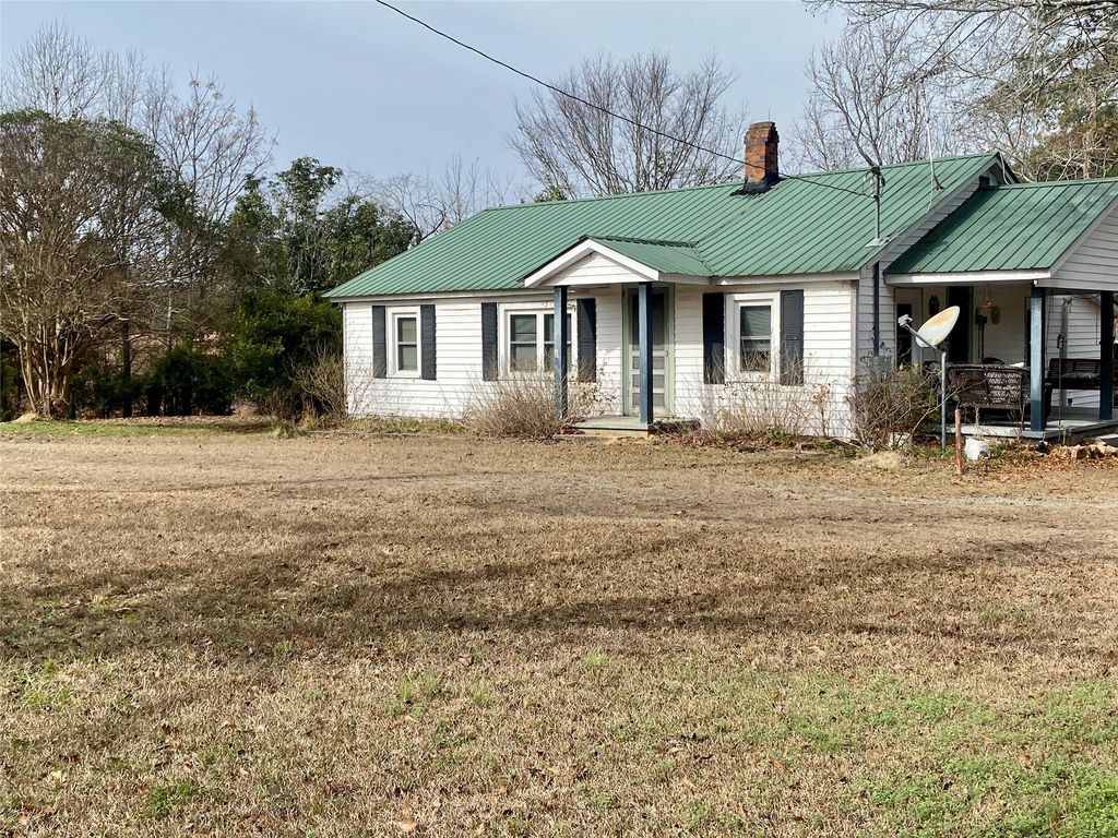 Photo of 1135 Beaverdam Road, Washington, GA 30673 (MLS # 43121368)