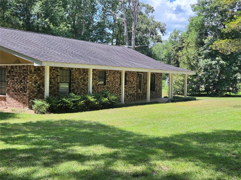 Photo of 22647 Kelly Drive, Votaw, TX 77376 (MLS # 58976229)