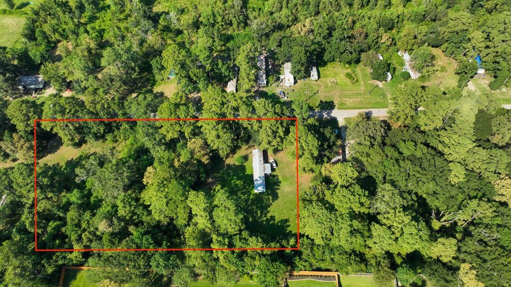 Photo of 19652 Ceal Road, Porter, TX 77365 (MLS # 36133850)