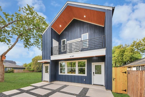 Photo of 6707 Knox Street, Houston, TX 77091 (MLS # 92552976)