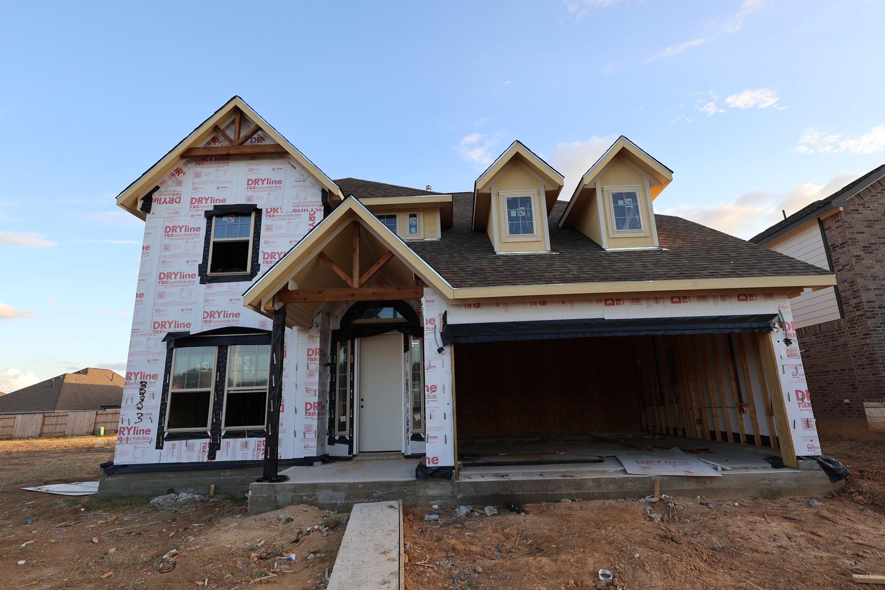 32323 Magnolia Glen Lane