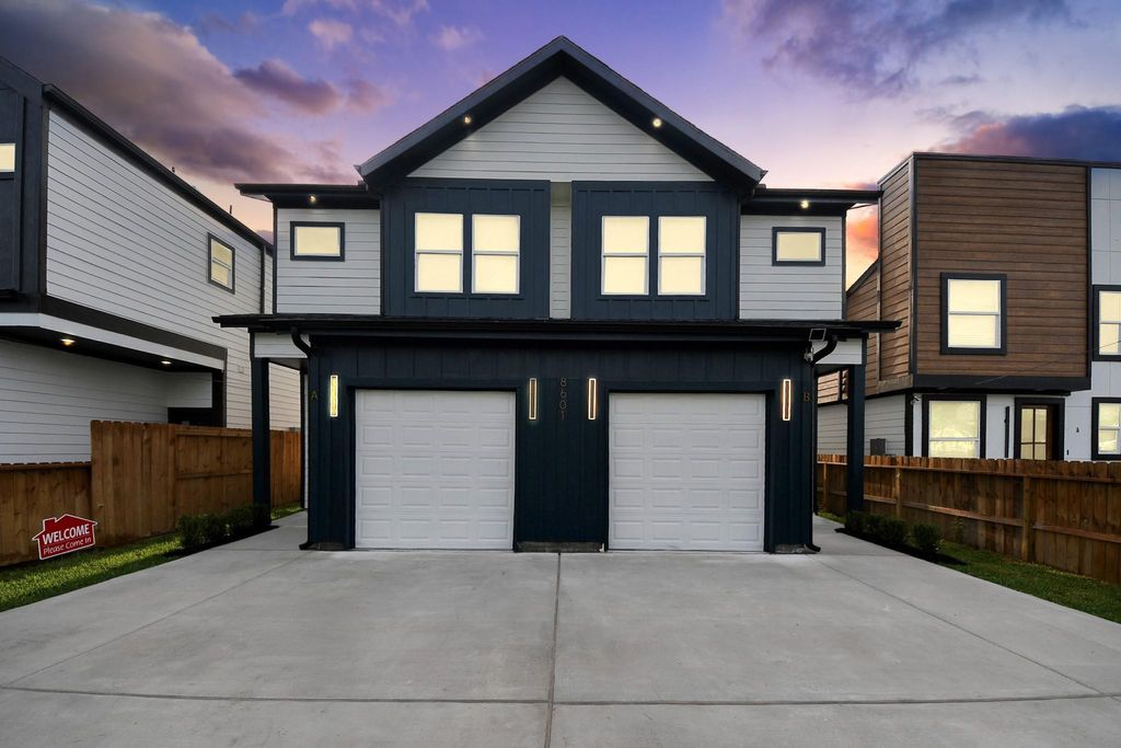 Photo of 8601 Amadwe Street #A/B, Houston, TX 77051 (MLS # 25293742)