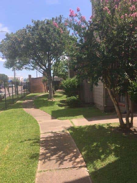 Condo For Rent - 12500 Sandpiper Drive #71<br/> Houston, TX 77035