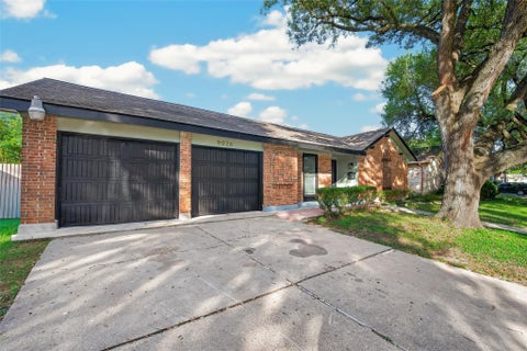 Photo of 9026 Concho Street, Houston, TX 77036 (MLS # 20462758)