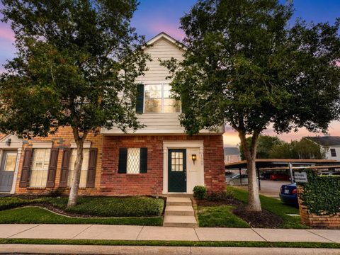 Photo of 2910 Grants Lake Boulevard #1008, Sugar Land, TX 77479 (MLS # 53780437)