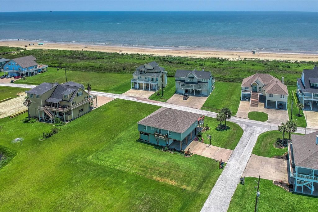 Photo of 3933 Biscayne Beach Road, Port Bolivar, TX 77650 (MLS # 41675523)