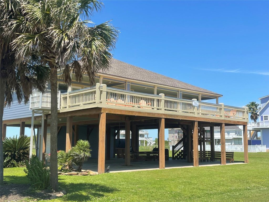 Photo of 3933 Biscayne Beach Road, Port Bolivar, TX 77650 (MLS # 41675523)