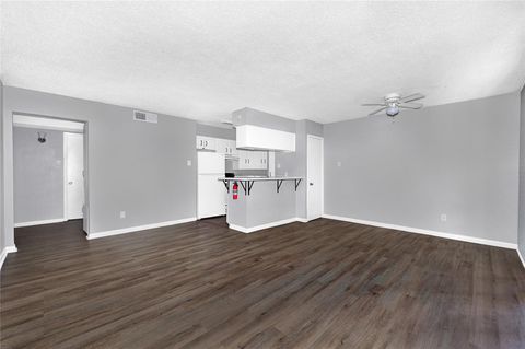 Photo of 1200 Carolyn Ct Ct #19, Humble, TX 77338 (MLS # 66489111) Photo of 1200 Carolyn Ct Ct #19, Humble, TX 77338 (MLS # 66489111)