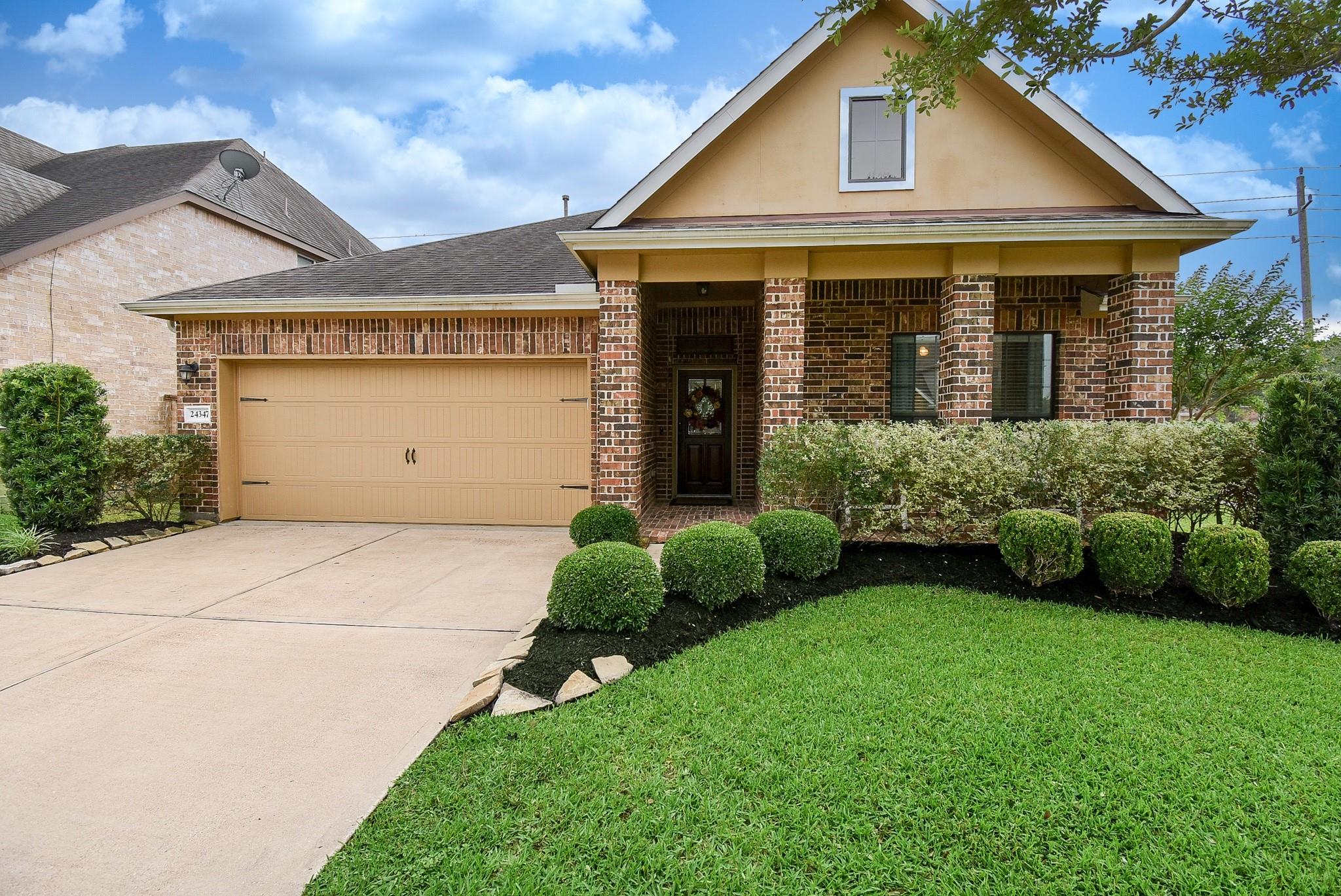 24347 Piazza Drive